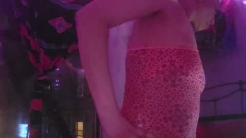 puddled_wonderland online show from October 13, 1:19 am