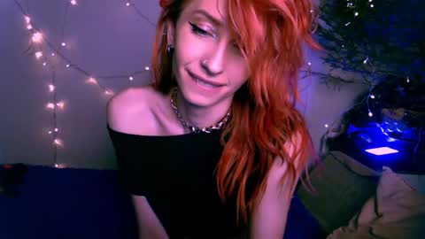 Snapshot of pufpufog chatting on December 23, 5:11 pm EsteticHouse online show from December 23, 5:11 pm