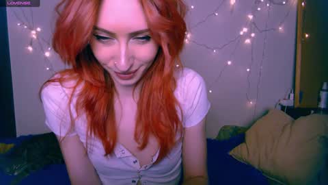 Snapshot of pufpufog chatting on December 11, 3:58 pm EsteticHouse online show from December 11, 3:58 pm