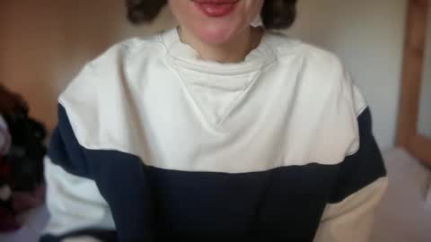 Madison Oak online show from November 21, 2:30 pm