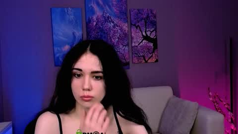Snapshot of pure_angel1 chatting on October 19, 9:44 am pure angel1 online show from October 19, 9:44 am