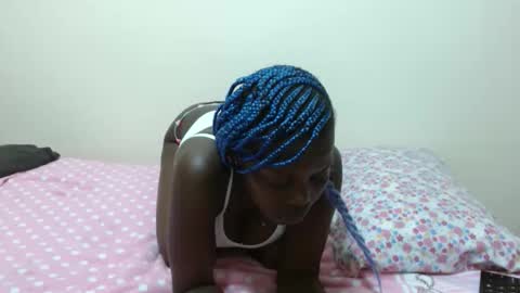 queen ema online show from December 15, 8:14 pm