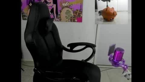 queen_findom1 online show from February 7, 5:33 am