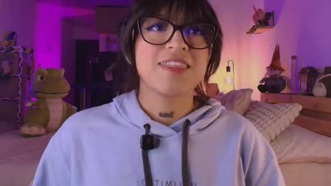 saloo online show from February 4, 12:57 am