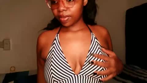 queen_joy123 online show from November 4, 9:09 pm