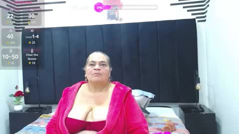 VickyBoobss online show from December 17, 9:30 pm