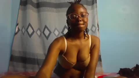 queenmerliz331240 online show from February 7, 7:07 am
