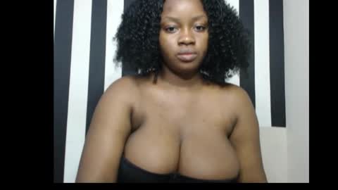 Zoey online show from November 4, 8:41 am