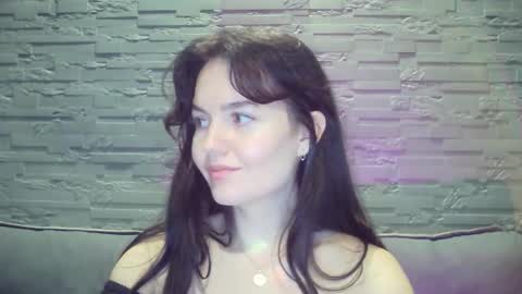 QueenOfModels online show from November 14, 5:57 pm