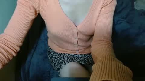 queenoftenderness online show from October 31, 11:09 pm