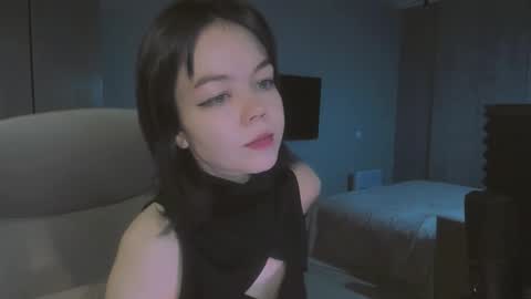 quietluxury online show from December 17, 11:14 am