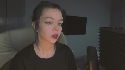 quietluxury online show from January 6, 5:38 pm