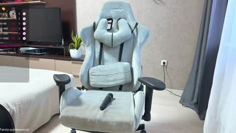 Next stream  December 2 FANSLY Loxrye online show from November 20, 8:04 am