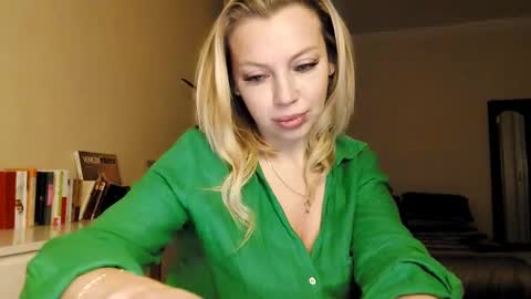 qurli24 online show from February 27, 11:15 pm