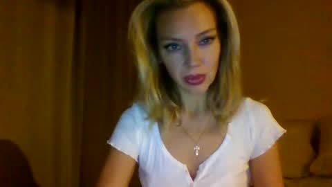 qurli24 online show from October 24, 11:34 pm