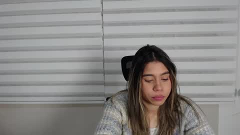 Rachell online show from November 25, 4:03 am