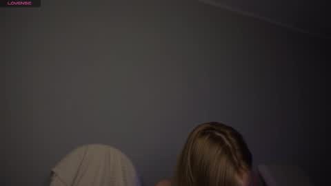 Sara online show from October 26, 5:08 pm