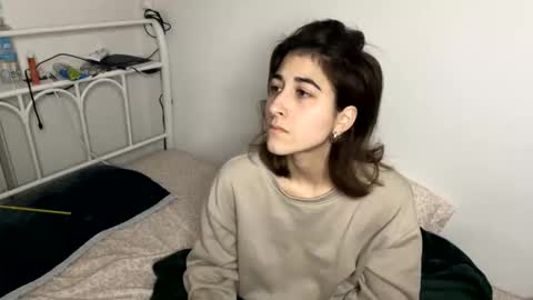 Ray Ray online show from February 8, 1:54 am