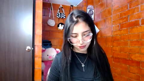 raven__purple online show from March 9, 2:39 am