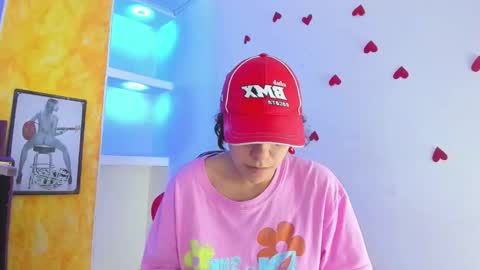 gata online show from February 15, 3:33 pm