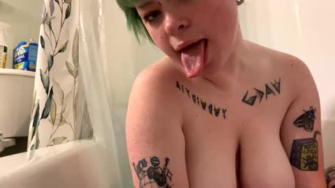 Ravynn 3 online show from January 21, 2:37 pm