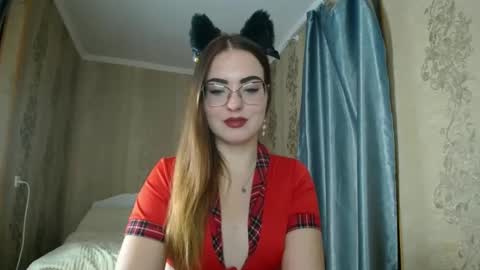 Rebecca online show from November 16, 8:20 pm