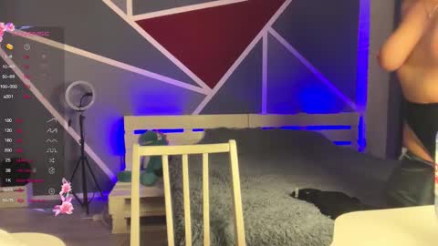 Rebecca online show from November 25, 5:58 pm