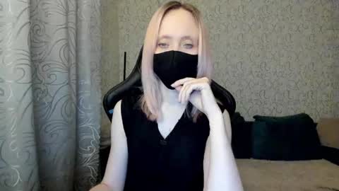 RebesaOlset online show from December 14, 5:36 pm