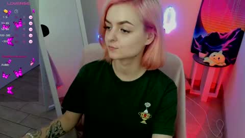 Bestie online show from February 26, 1:43 pm