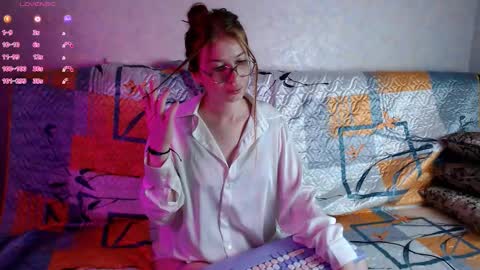 Snapshot of red_schweppes chatting on September 13, 4:04 pm red_schweppes online show from September 13, 4:04 pm