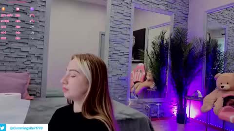 reina cummings online show from February 2, 7:18 am