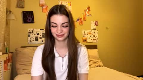 Anna online show from December 5, 3:57 pm