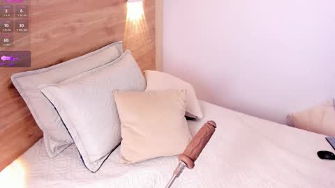 Sara online show from February 21, 10:16 am