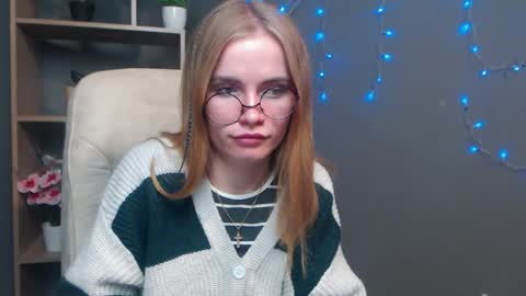 ritakiskis online show from December 1, 9:50 pm