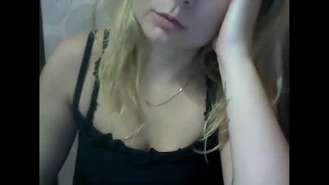 Snapshot of riveramaureen chatting on October 12, 3:36 pm RiveraMaureen online show from October 12, 3:36 pm