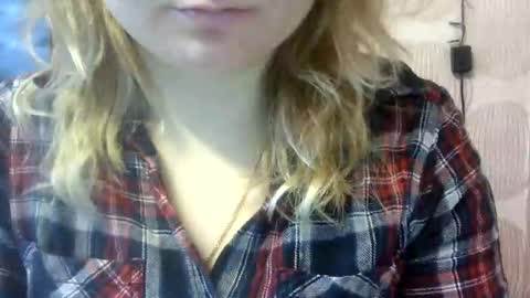 Snapshot of riveramaureen chatting on January 19, 8:39 am RiveraMaureen online show from January 19, 8:39 am