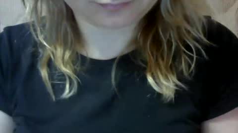 Snapshot of riveramaureen chatting on February 14, 6:29 pm RiveraMaureen online show from February 14, 6:29 pm