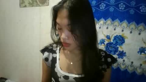 Snapshot of riyu77 chatting on October 23, 6:58 pm riyu77 online show from October 23, 6:58 pm