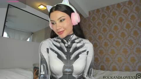 Samantha Estephania  online show from November 16, 12:01 am