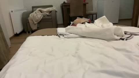 rockybee1 online show from November 28, 11:41 pm