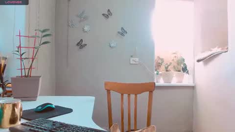 Snapshot of rosa843850 chatting on January 7, 1:03 pm rosa843850 online show from January 7, 1:03 pm