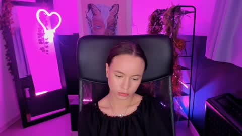 Rosa online show from March 5, 6:33 am