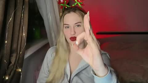 Rosali online show from December 18, 3:17 pm