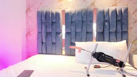 Rose online show from February 23, 9:33 pm