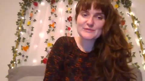 Snapshot of rosie_woods chatting on October 13, 3:53 am rosie_woods online show from October 13, 3:53 am