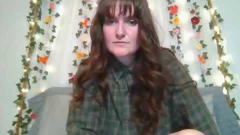 Snapshot of rosie_woods chatting on October 28, 3:34 am rosie_woods online show from October 28, 3:34 am