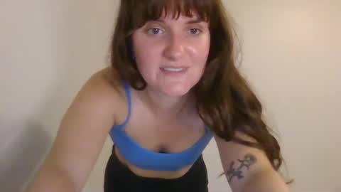 Snapshot of rosie_woods chatting on September 17, 1:25 am rosie_woods online show from September 17, 1:25 am