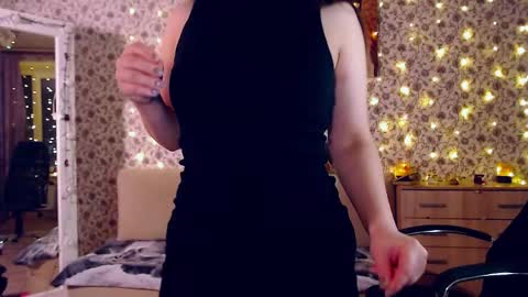 Rosie is waiting for YOU online show from December 5, 5:07 am