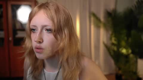 rosy_petal online show from September 10, 9:48 pm