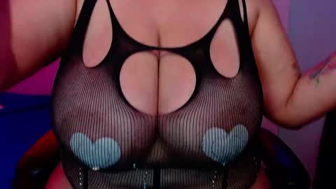 Snapshot of rousrossell_4 chatting on January 11, 12:55 am Call me Rous  online show from January 11, 12:55 am